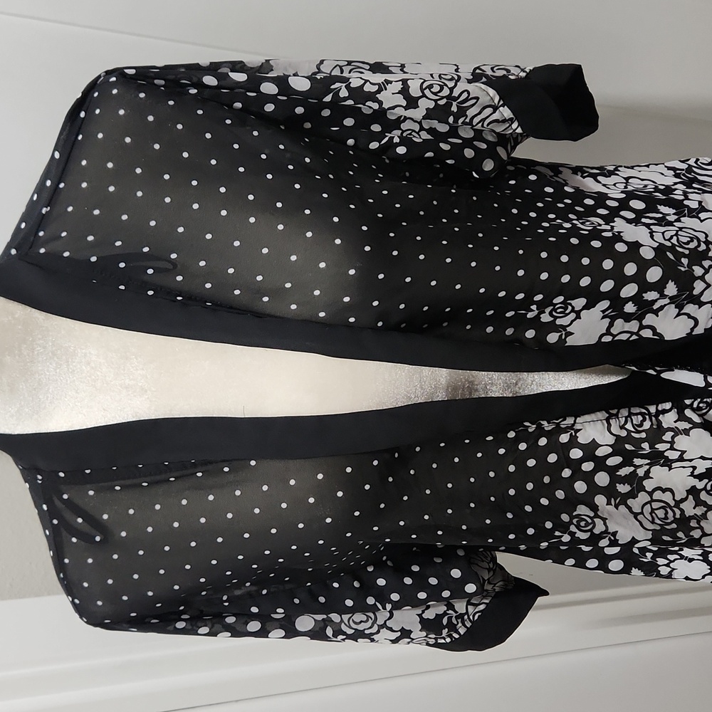Sheer Blousy Shrug Size Small Polka Dot Floral